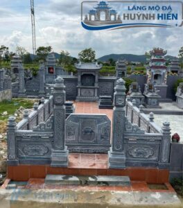 lăng mộ đá tại Hà Nội Huỳnh Hiển hoàn thành